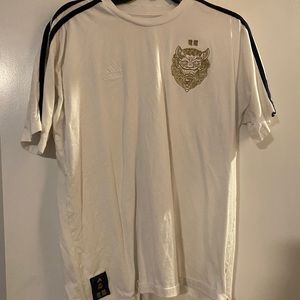 Adidas t shirt